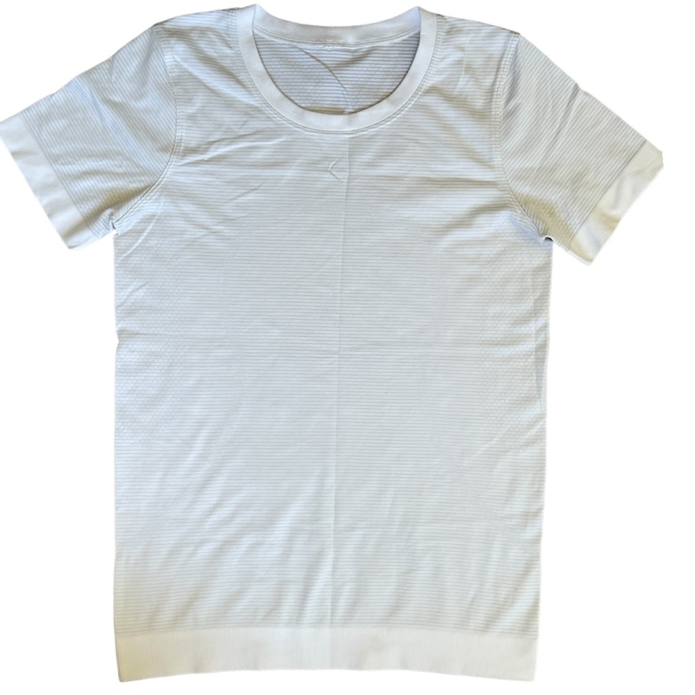 Lululemon Swiftly top